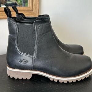Chaco Leather Chelsea Boot | Size 9